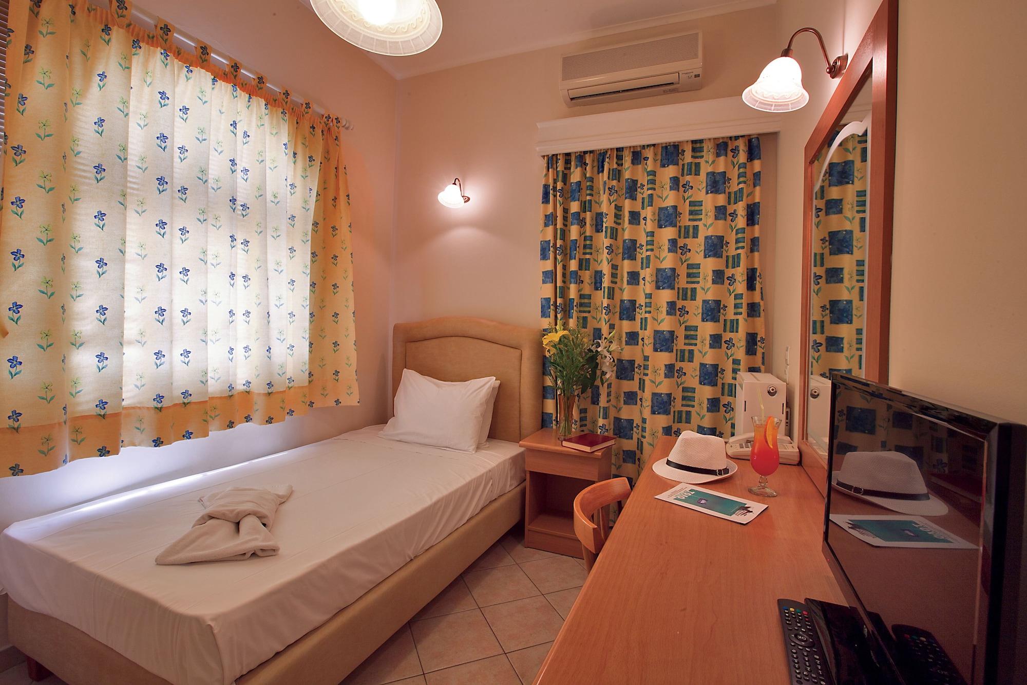 Epidavria Hotel โตโล ภายนอก รูปภาพ