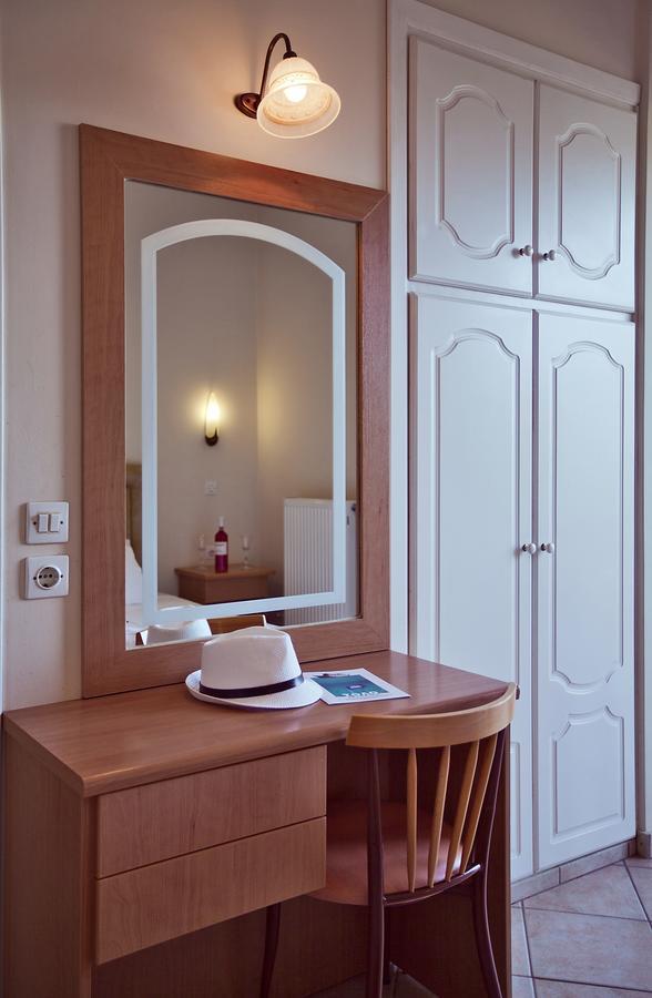 Epidavria Hotel โตโล ภายนอก รูปภาพ