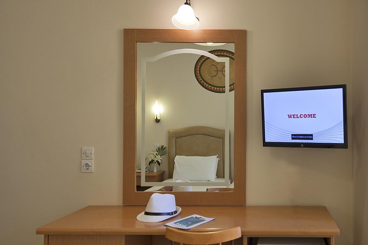 Epidavria Hotel โตโล ภายนอก รูปภาพ