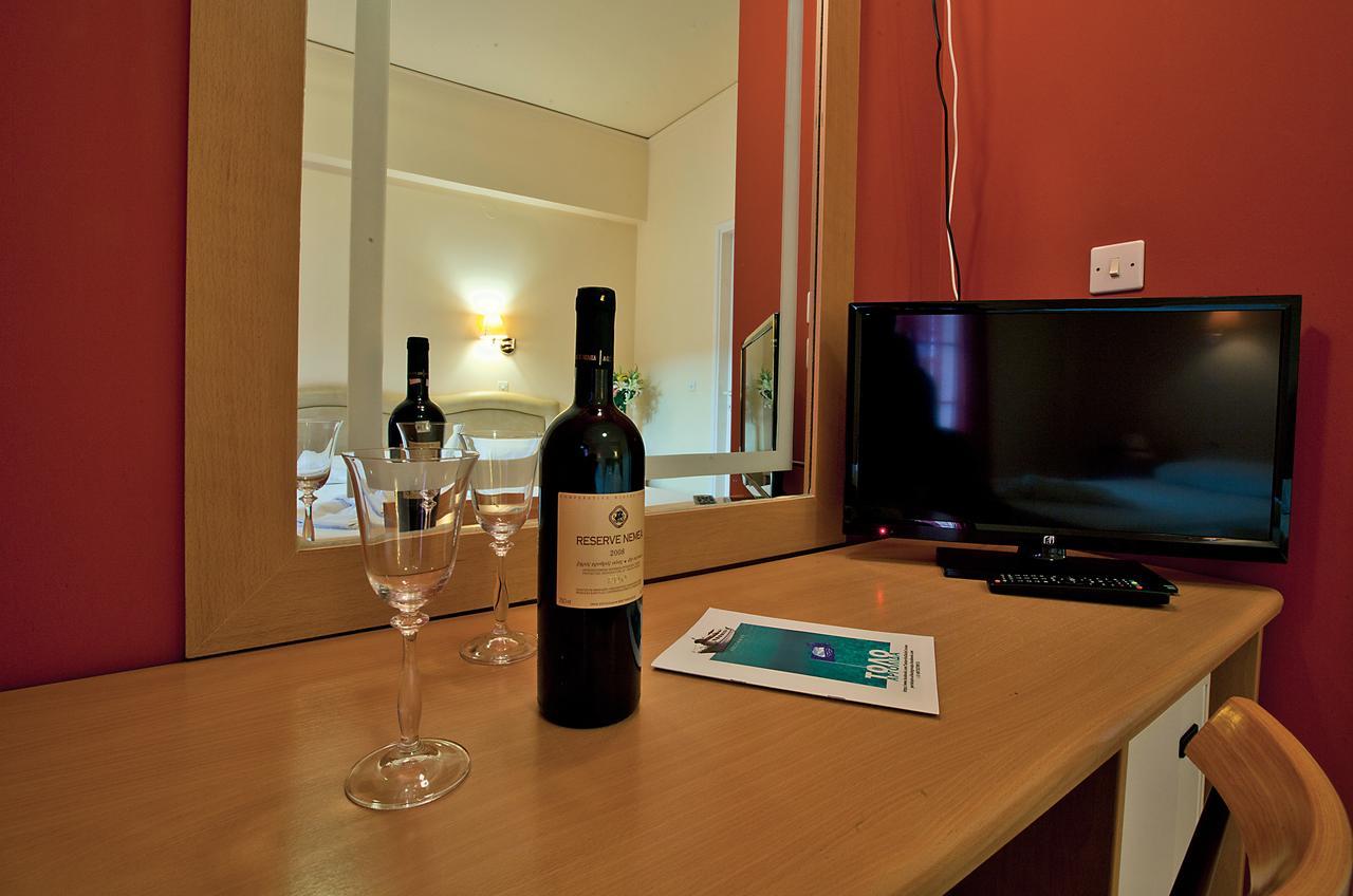 Epidavria Hotel โตโล ภายนอก รูปภาพ